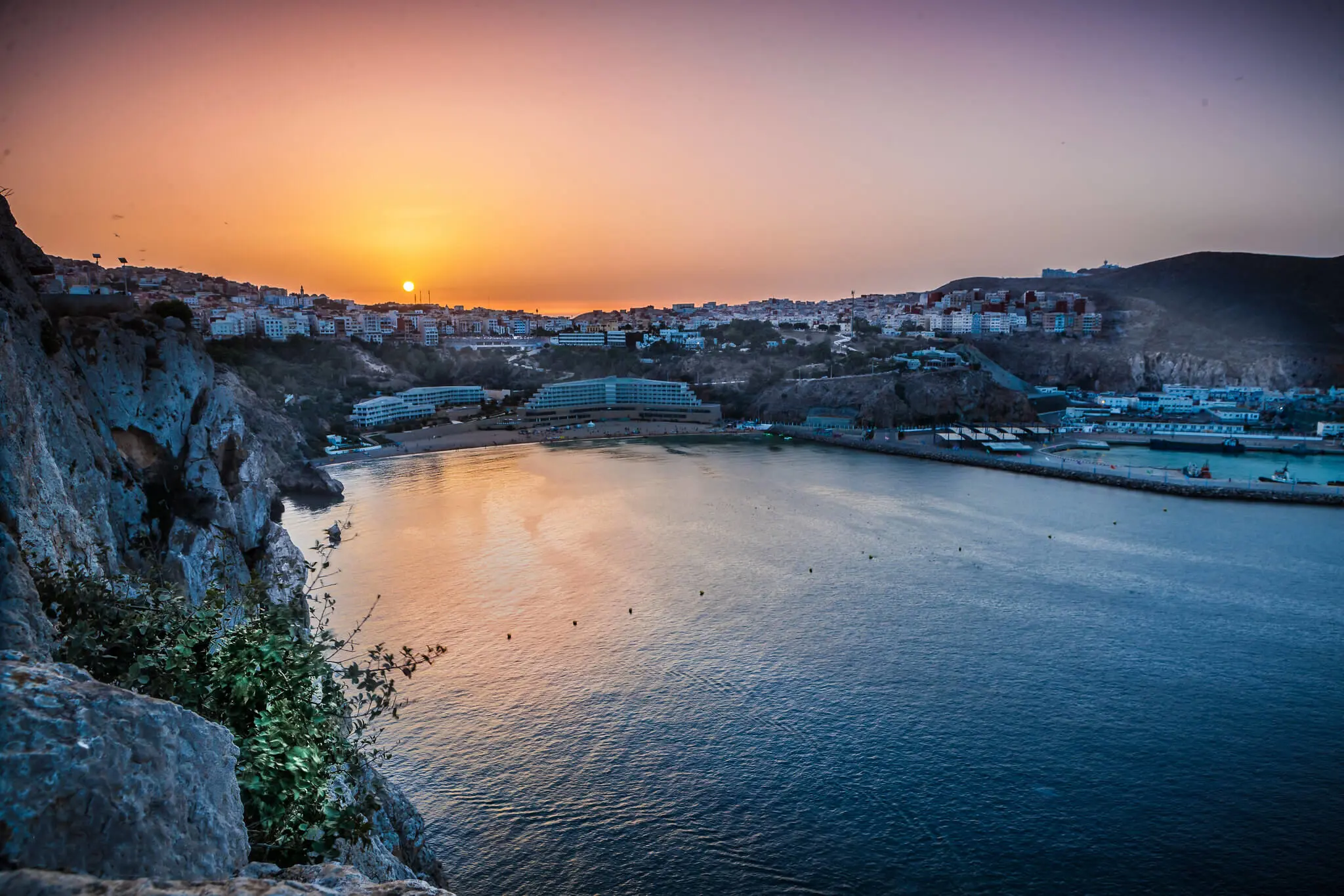 من شواطىء الحسيمة