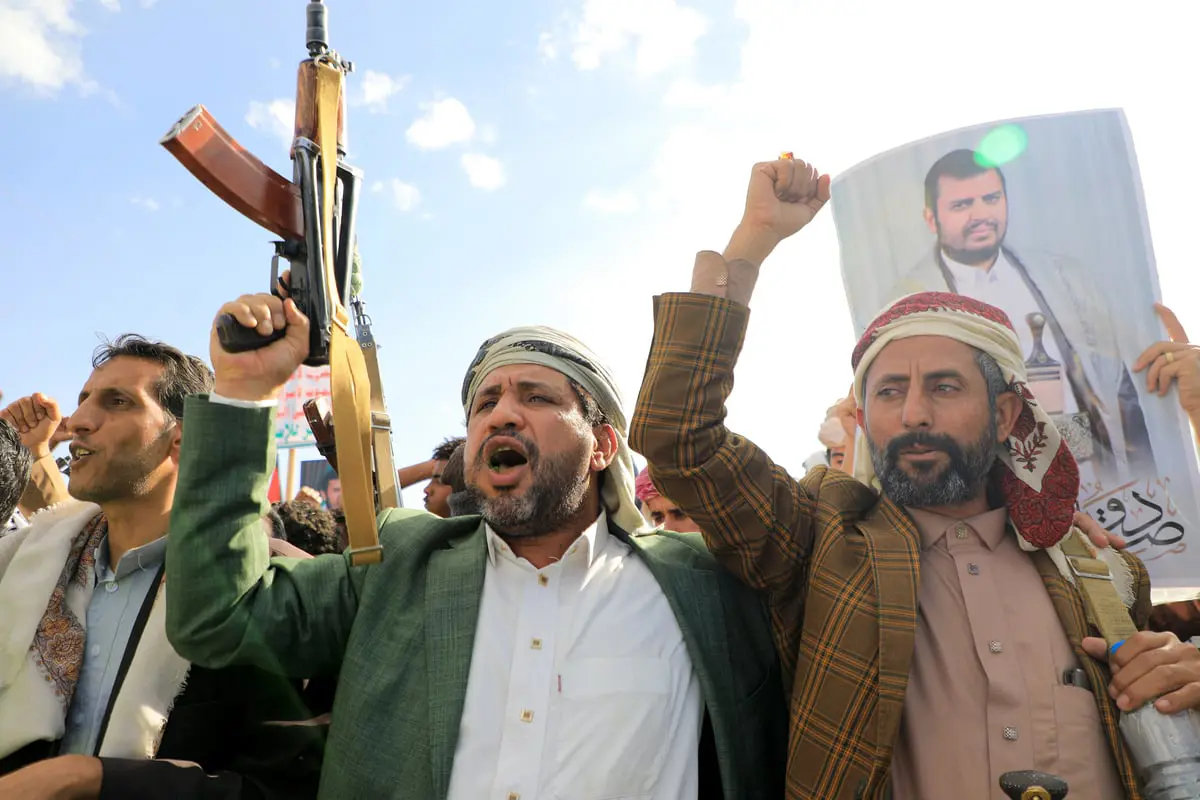 الممارسات الاستفزازية لميليشيا الحوثيين تصعّد المطالبات بالحسم العسكري