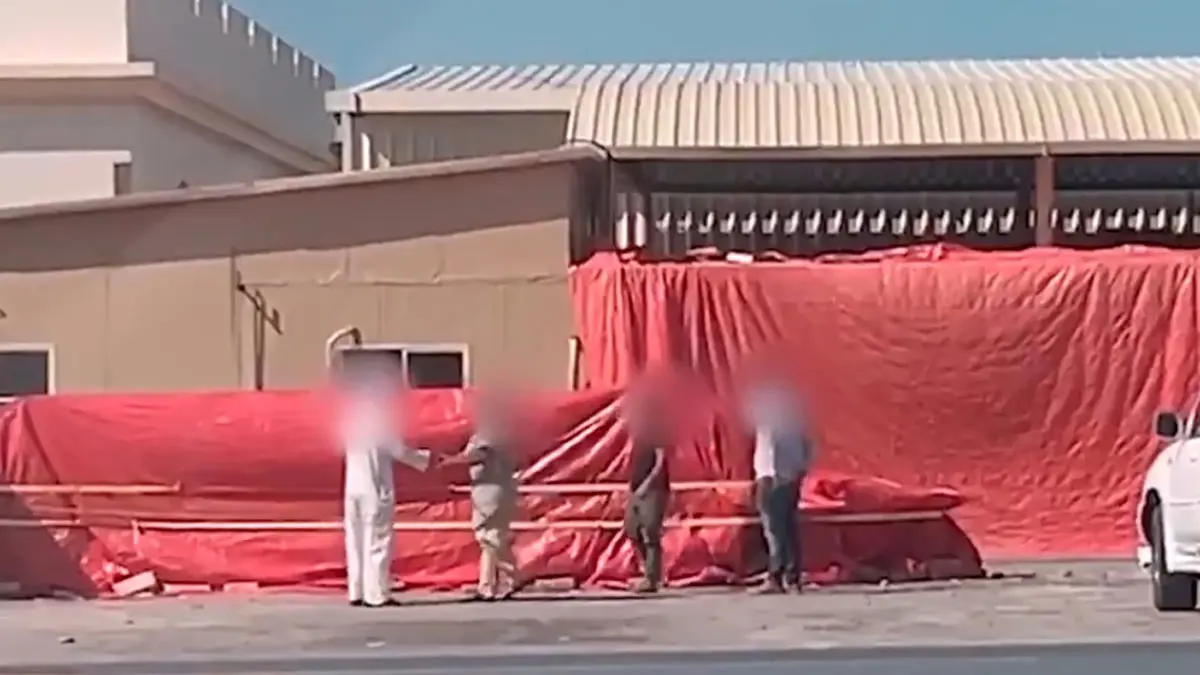بطلها سبعيني يتلقى معونة خيرية.. شرطة دبي تعلن إحباط أكبر عملية تهريب مخدرات