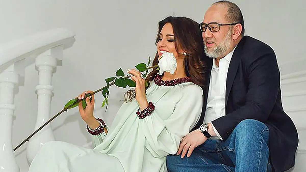 طليقة ملك ماليزيا الروسية تطالبه بتعويض "خيالي"