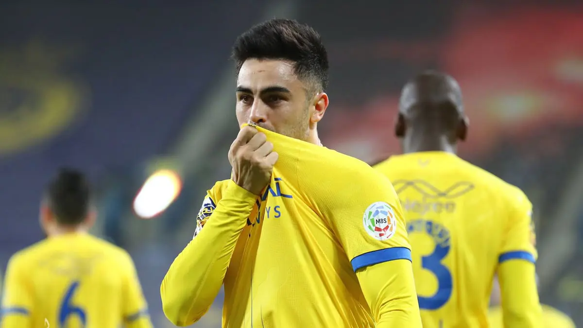 بندر الرزيحان: إصابة بيتي مارتينيز نجم النصر السعودي في عضلة القلب قد تؤدي للوفاة (فيديو)