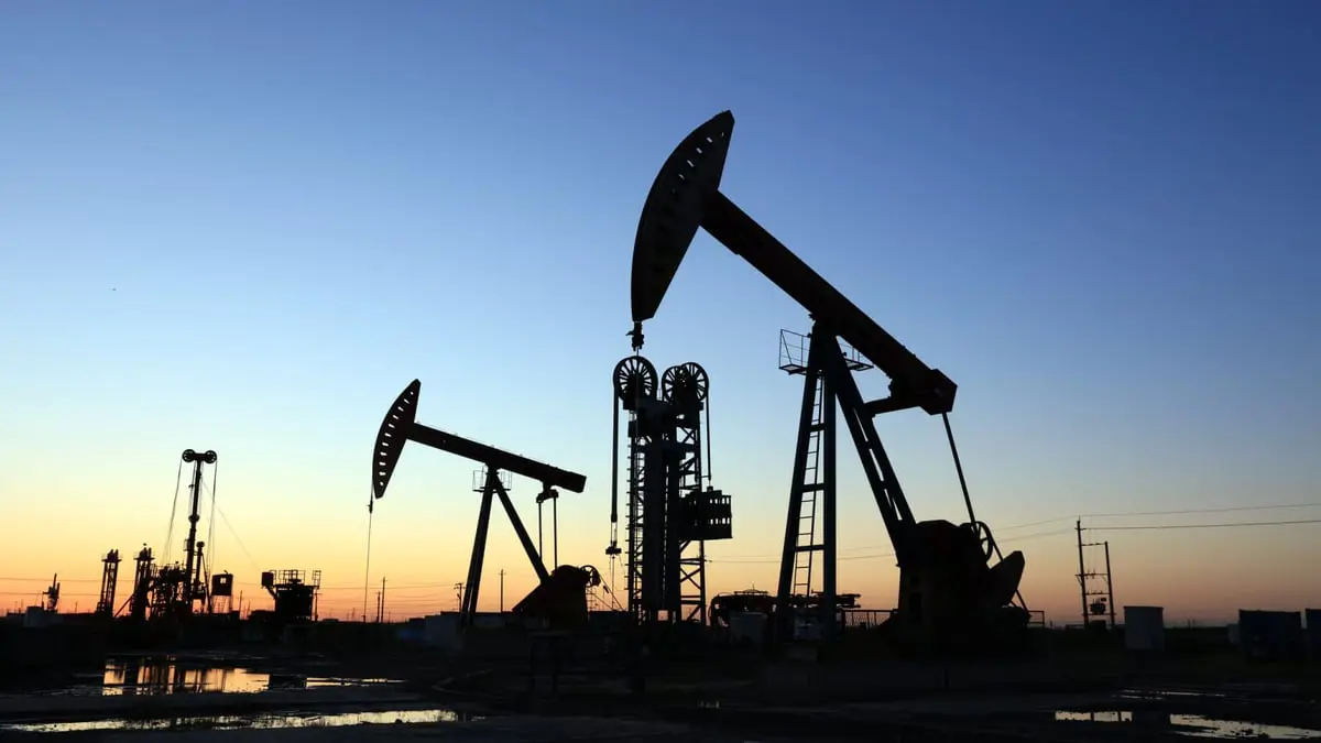 أسعار النفط ترتفع وسط مخاوف من نقص الإمدادات

