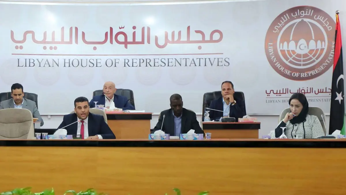 البرلمان الليبي يصوت على الميزانية في خطوة قد تعيد الحكم الموازي