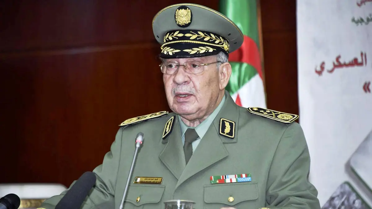 قائد الجيش الجزائري يُعلّق للمرة الأولى على إدانة شقيق بوتفليقة وشركائه 