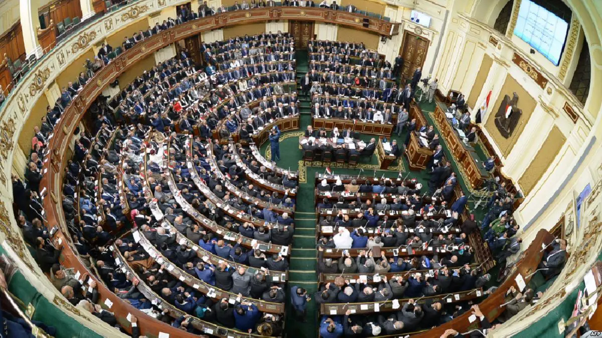 رئيس البرلمان المصري يحيل طلب تعديل الدستور للجنة العامة