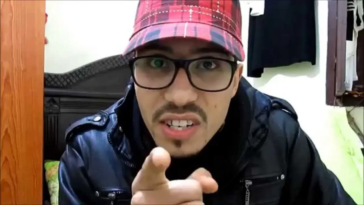 المغرب.. إدانة "مول الكاسكيطة" بالسجن بتهمة الإساءة للملك محمد السادس