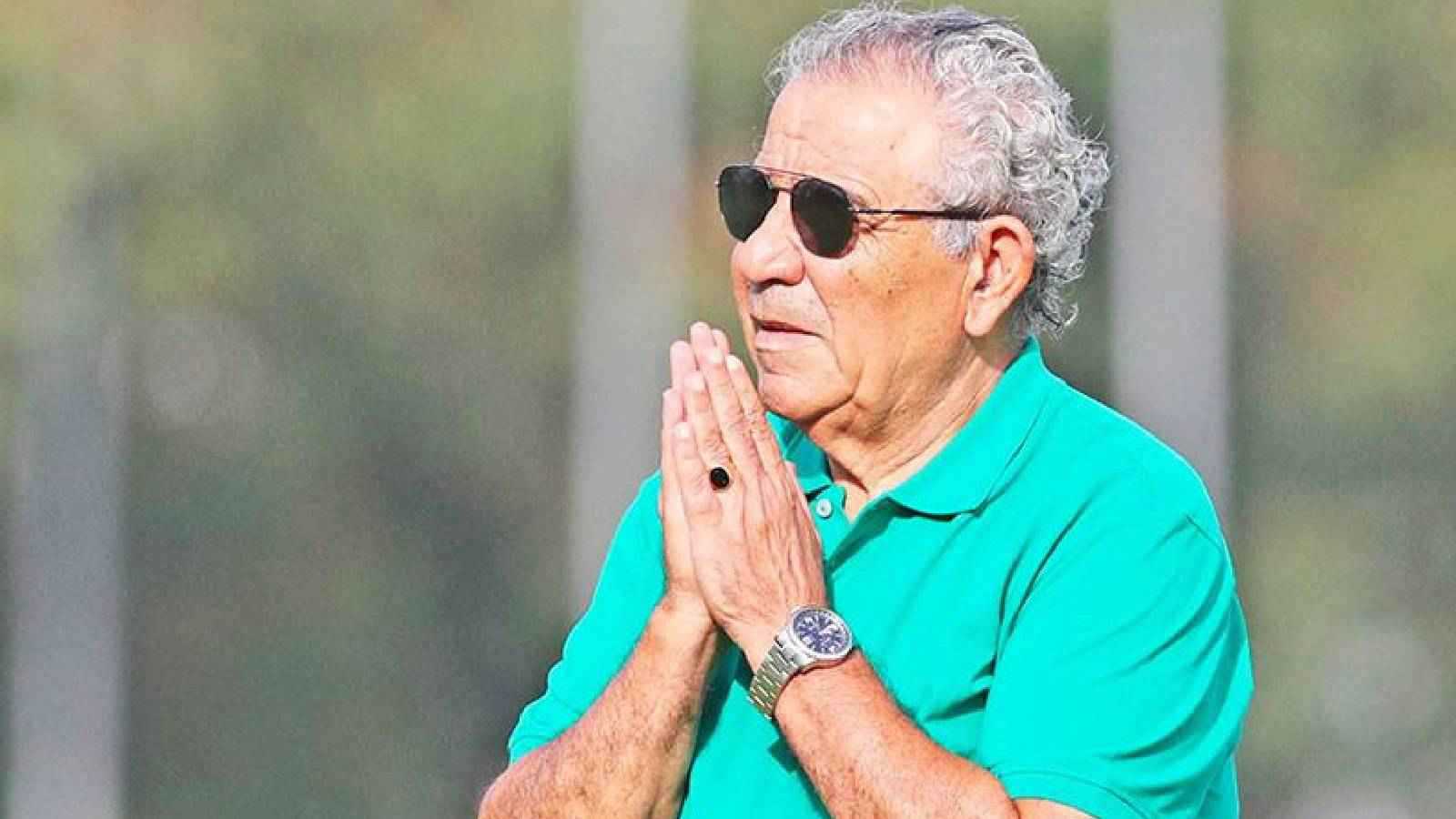 بعد زلزال الخسارة المفاجئة.. هل استقال فوزي البنزرتي من تدريب الإفريقي التونسي؟ | إرم نيوز