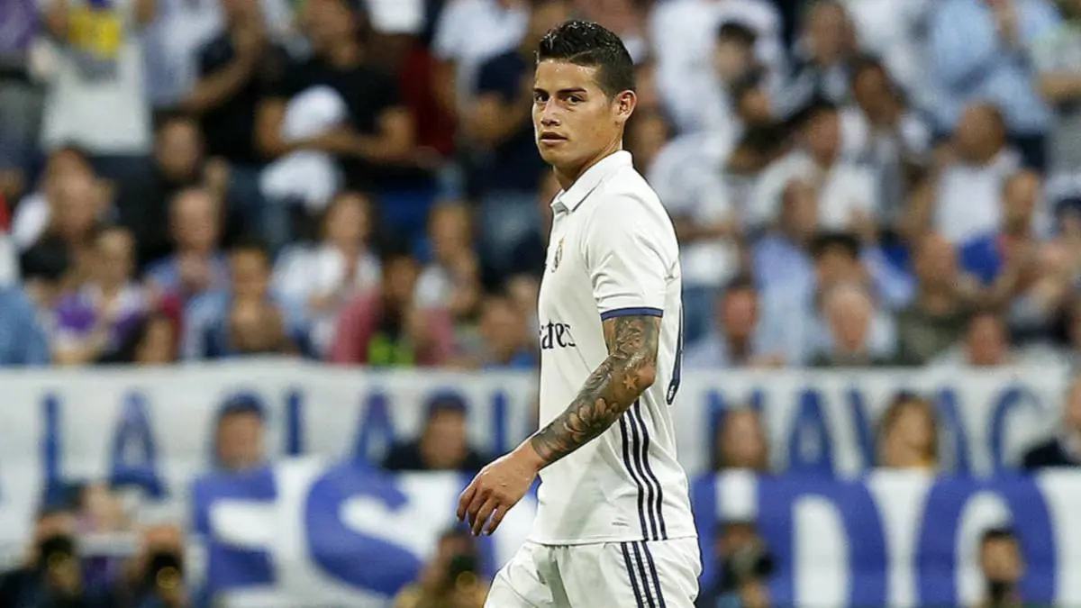 بينهم نجوم ريال مدريد وبرشلونة.. 50 لاعبًا ما زالوا معروضين للبيع في فرق الدوري الإسباني