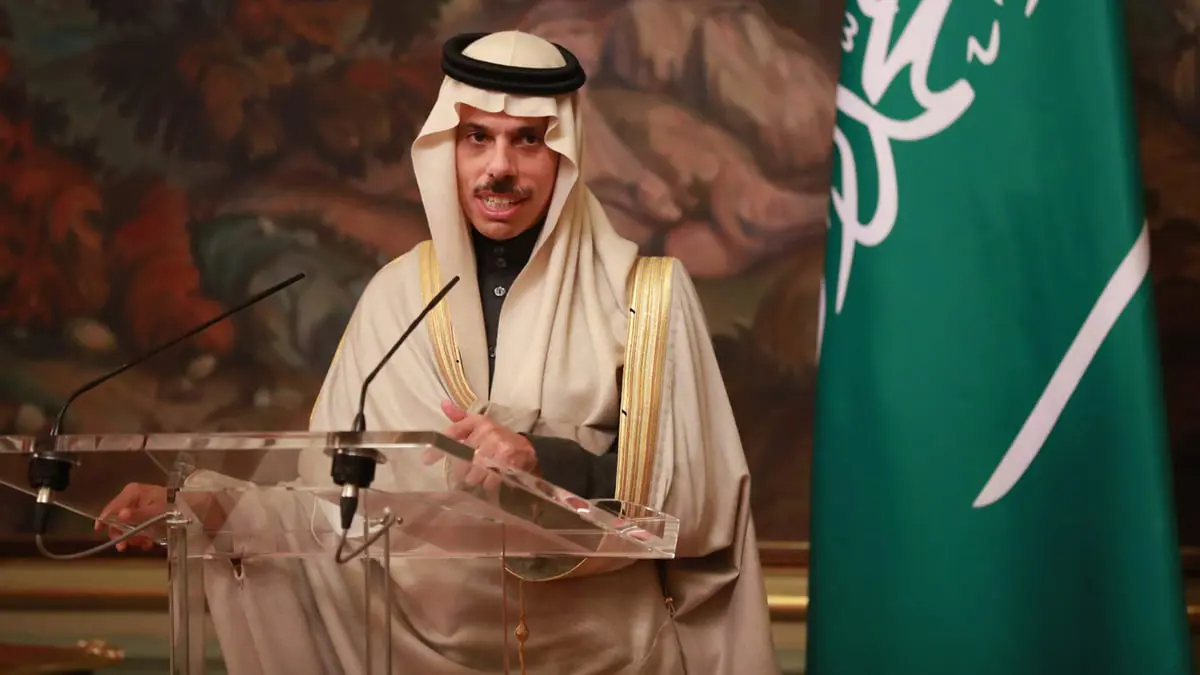 وزير الخارجية السعودي: لا أزمة دبلوماسية مع لبنان لكن تعاملنا معه غير مفيد حاليا