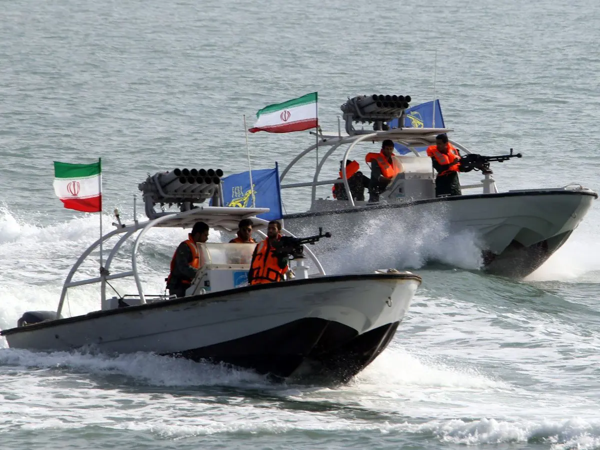 إيران تعلن ضبط سفينة بتهمة "تهريب" الوقود