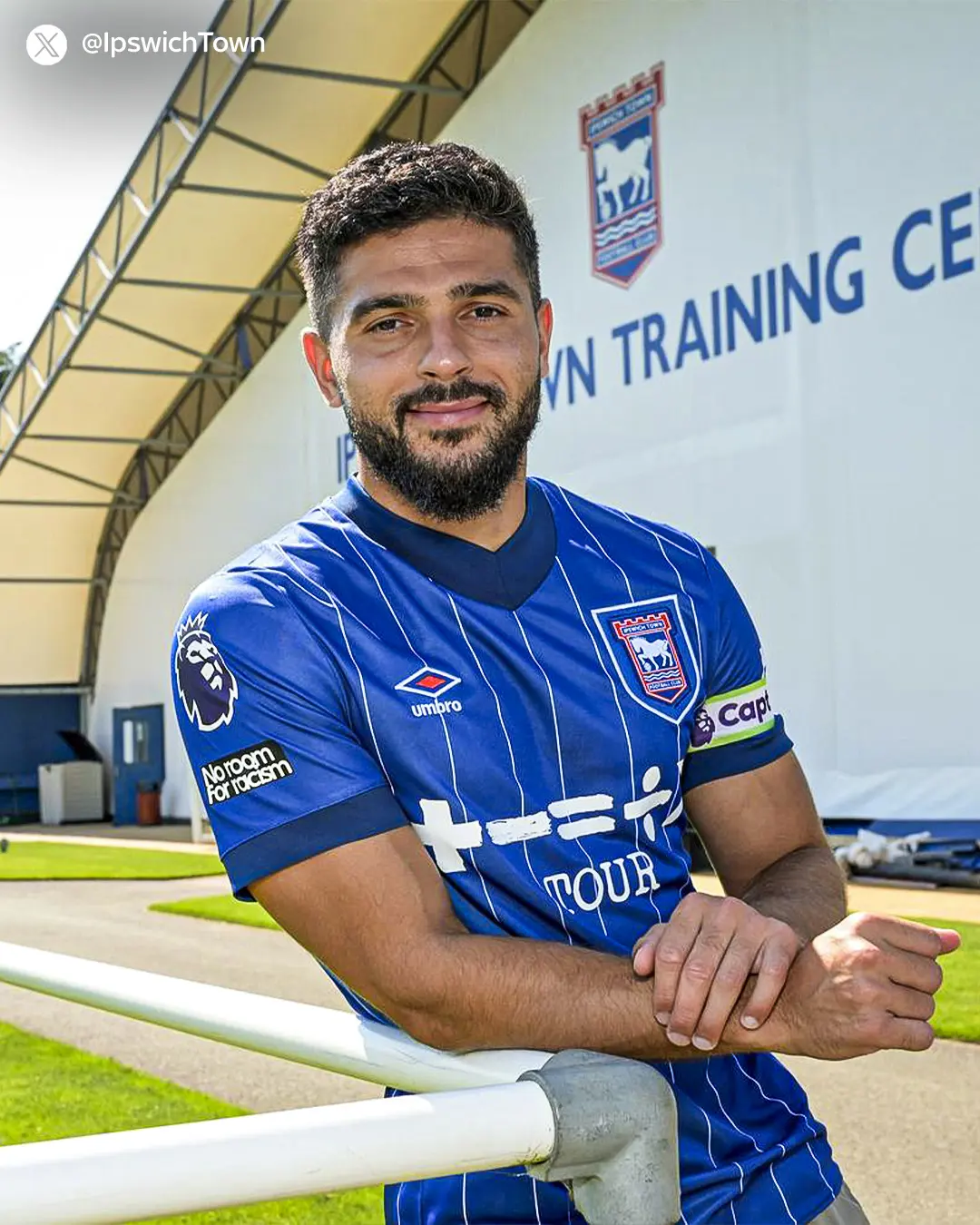 سام مرسي لاعب وسط إيبسويتش تاون