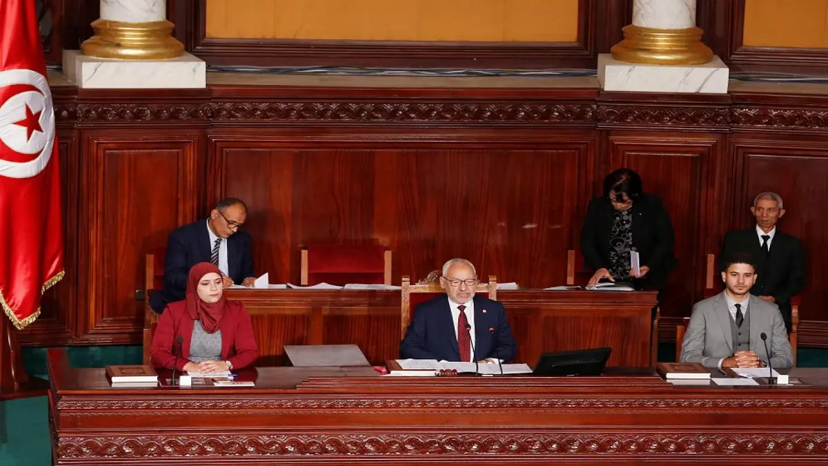 عشية جلسة مساءلة الغنوشي في البرلمان.. "النهضة" تتهم خصومها بتقسيم التونسيين