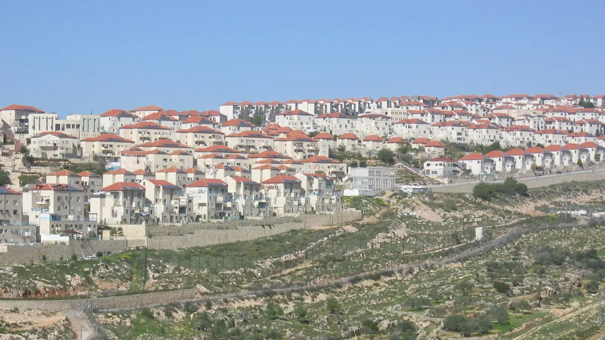 المحكمة العليا بإسرائيل تقضي بإزالة منازل مستوطنين من على أراض فلسطينية‎