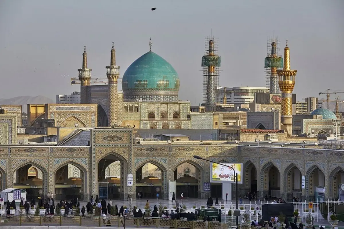 إيران .. إغلاق ضريح الإمام علي الرضا بسبب "كورونا"