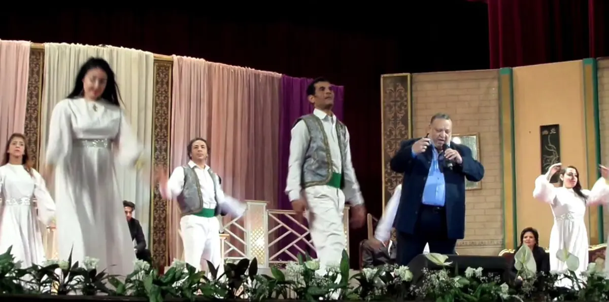 "شباب في عين الرسول" عرض مسرحي دون نجوم خطف الجمهور