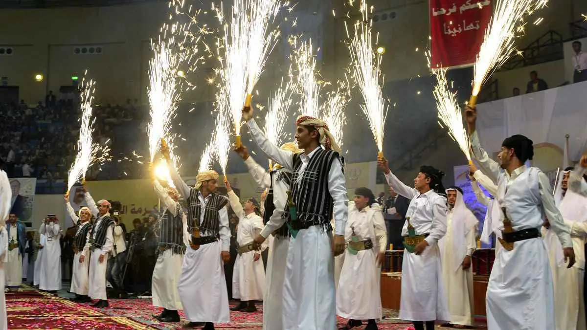 عشية زفافه.. مقتل عريس يمني على يد خطيب عروسه السابق (صور)