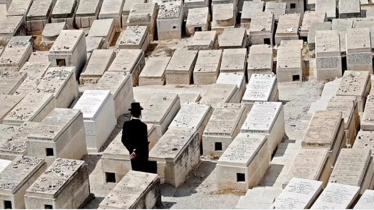 رغم تفشي كورونا.. يهود العالم يوصون بدفنهم في القدس