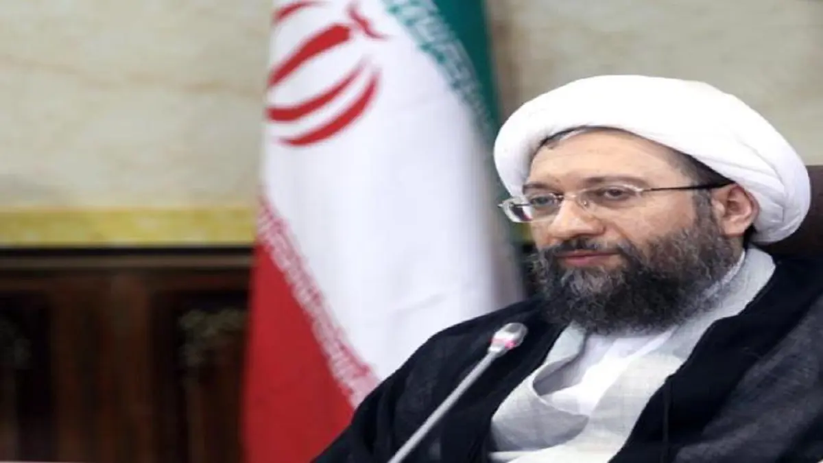 رجل الدين المتشدد لاريجاني يتجه لتولي رئاسة مجلس تشخيص مصلحة النظام في إيران