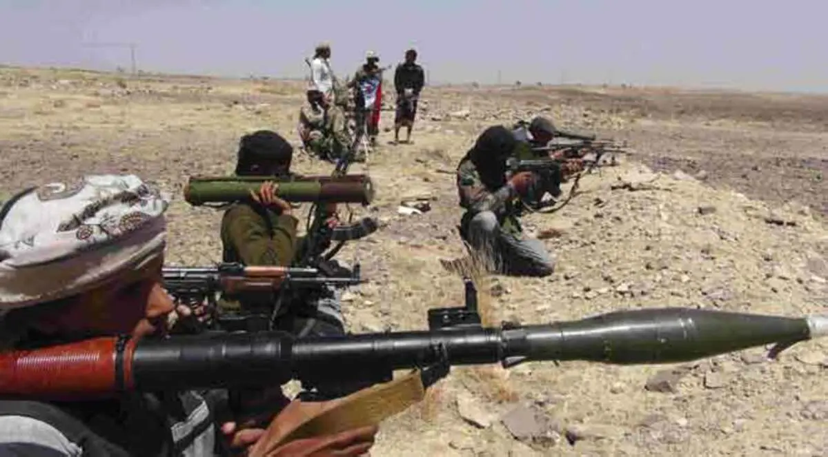 مقتل ثلاثة جنود في اشتباكات مع مسلحين موالين  لهادي في عدن