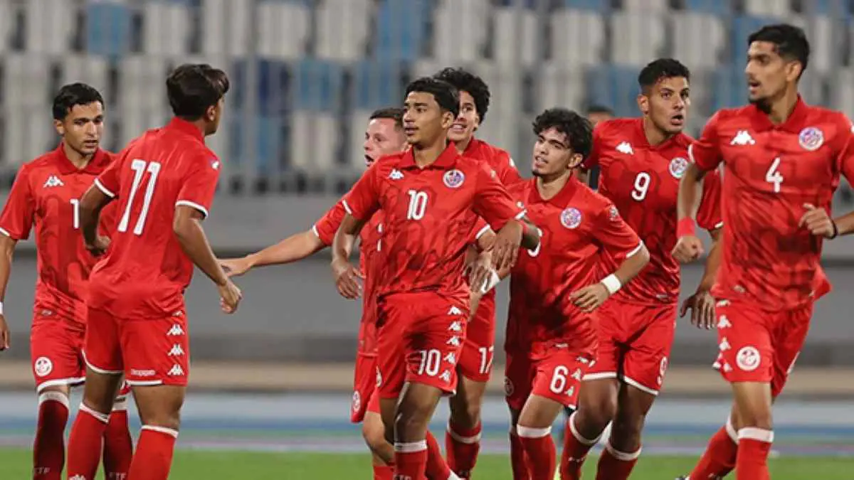 اتحاد الكرة التونسي يحلّ "أزمة" لاعبي ومدرب منتخب الشباب قبل أمم إفريقيا 2025