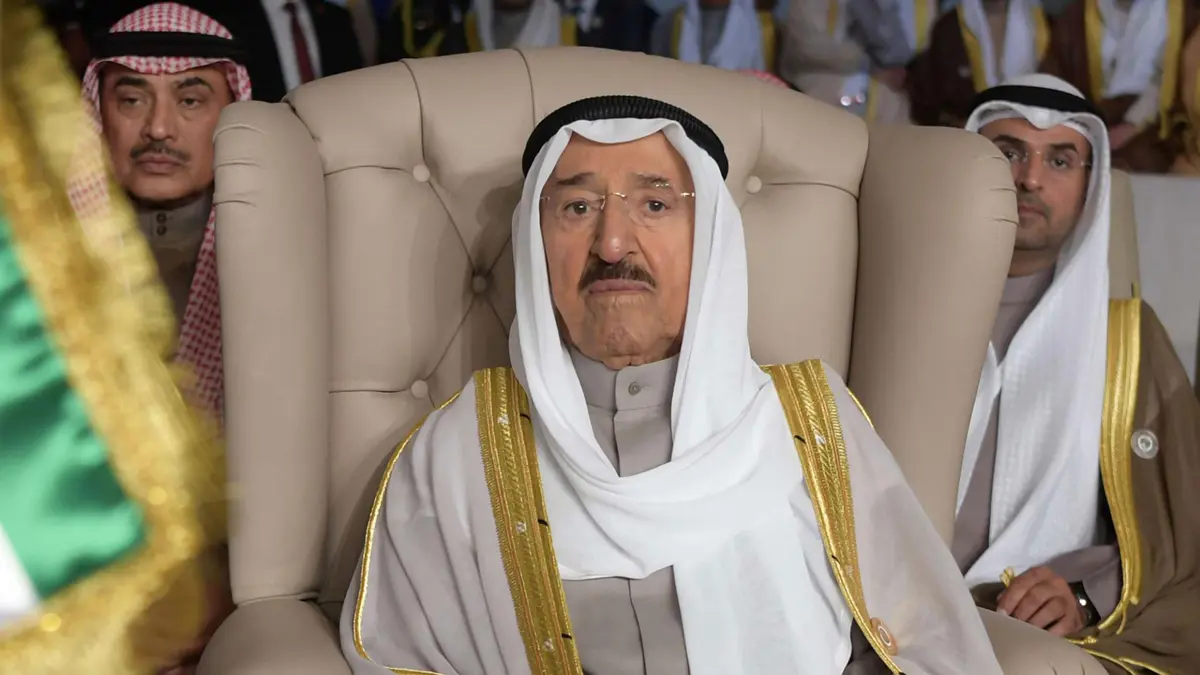 متظاهرة لبنانية تستنجد بأمير الكويت (فيديو)‎