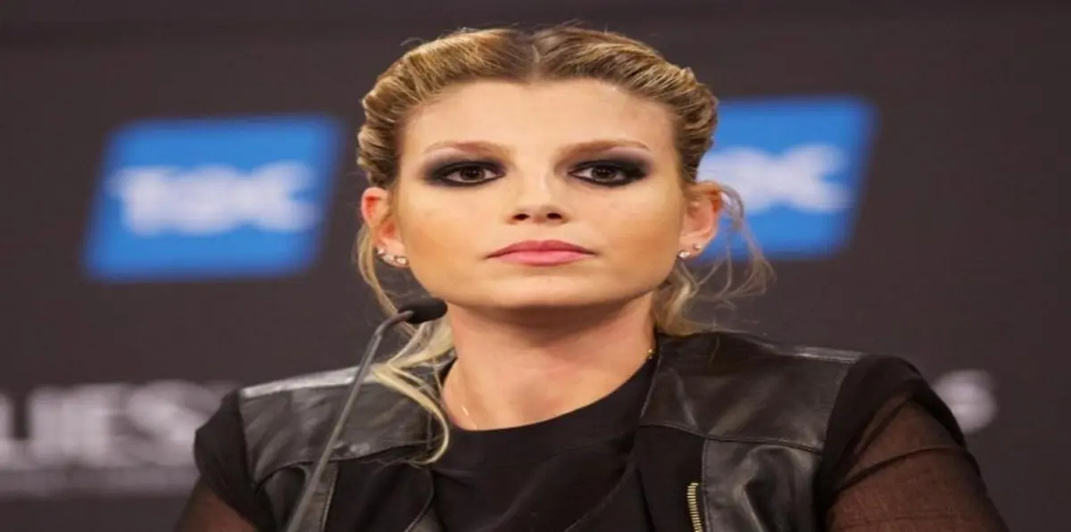 بالفيديو.. التحرش بمغنية البوب "إيما مارون" على شاشة التلفزيون الإيطالي