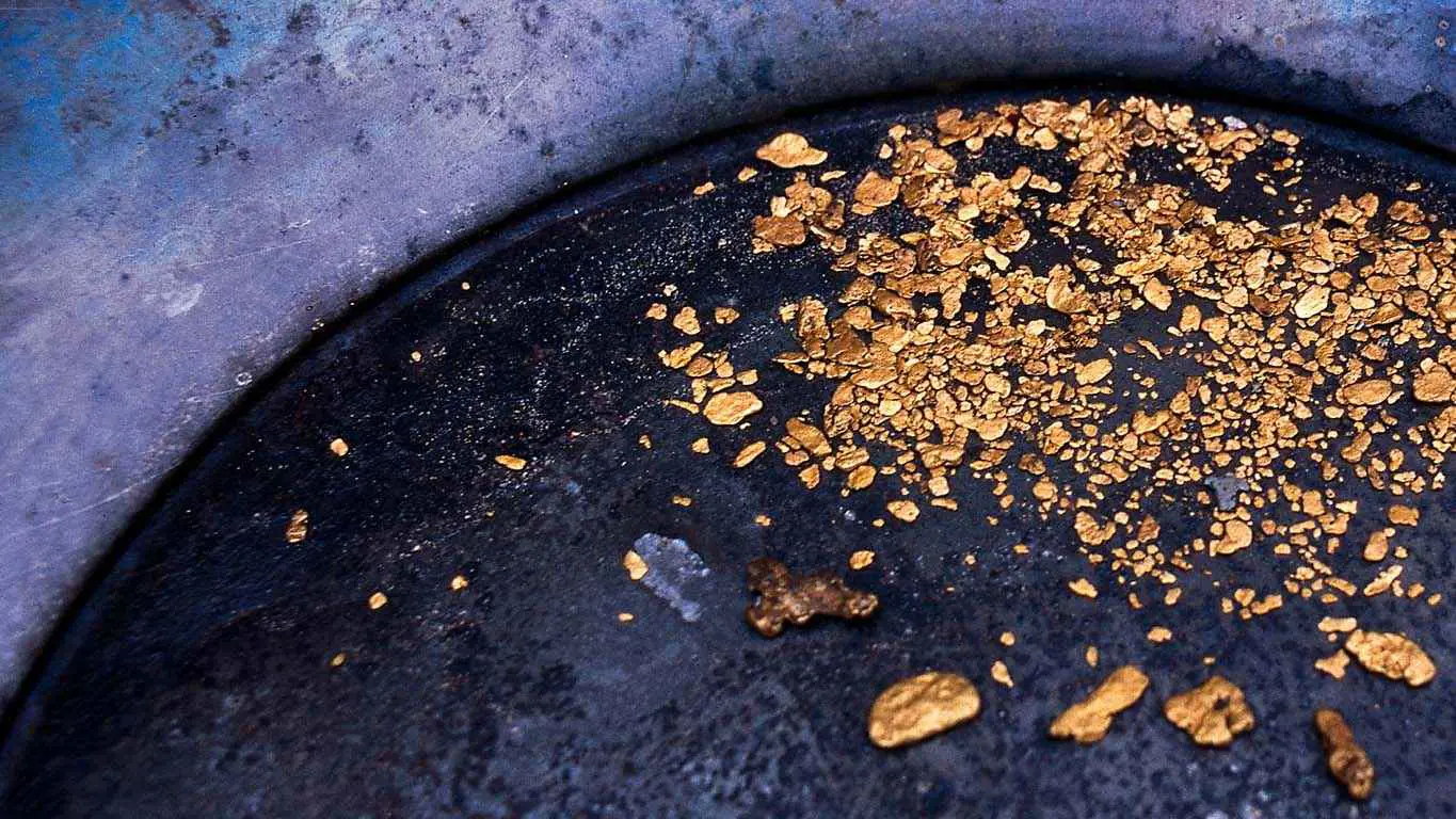 مصرع 5 شباب خلال رحلة تنقيب عن الذهب في مصر