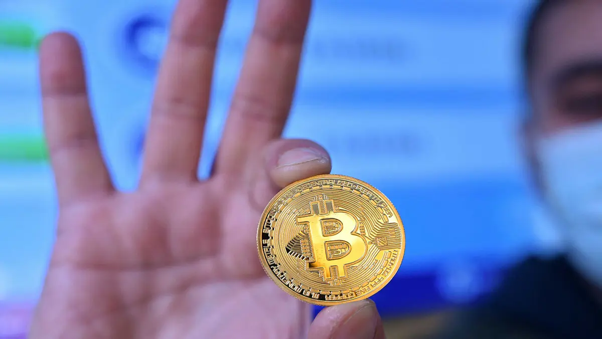 مصر.. القبض على مواطن بتهمة الاتجار في عملة البيتكوين‎
