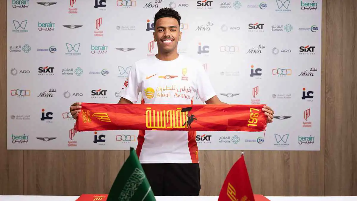 البيت الذي اكتسبت منه الكثير.. مصعب الجوير يودع الهلال برسالة رائعة (صورة)