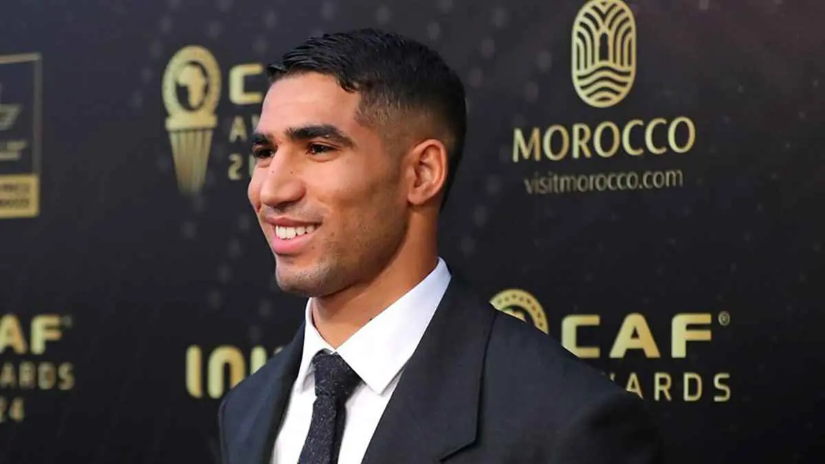 لماذا لم يصوت أسطورة المغرب لأشرف حكيمي في جوائز الكاف؟