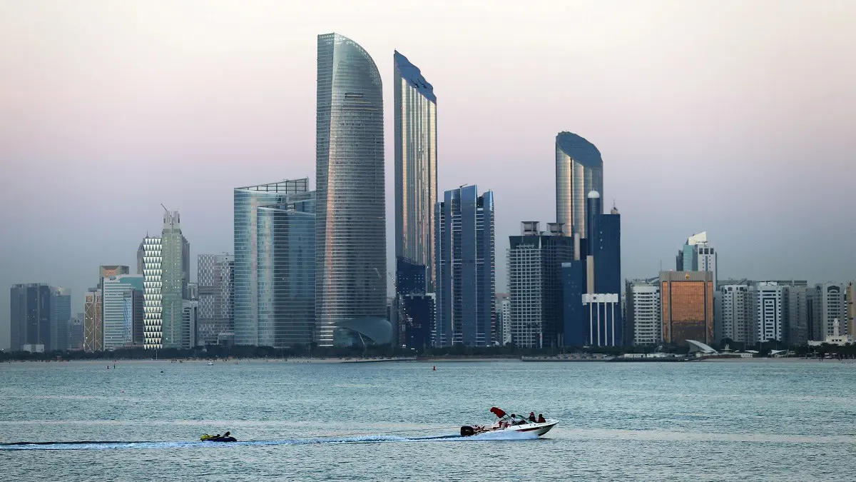 مصادر: أبوظبي تجري محادثات بشأن إصدار سندات دولي جديد