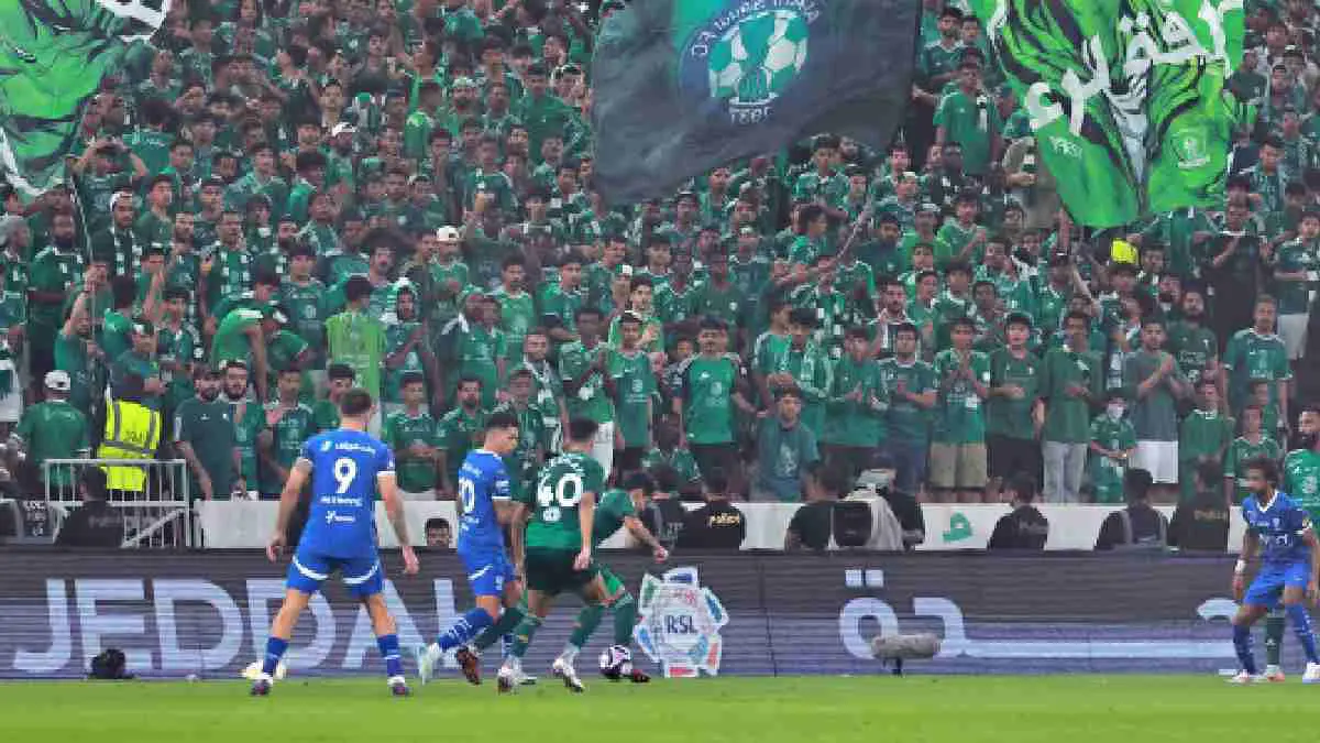 مباشر.. مباراة الأهلي والهلال في الدوري السعودي