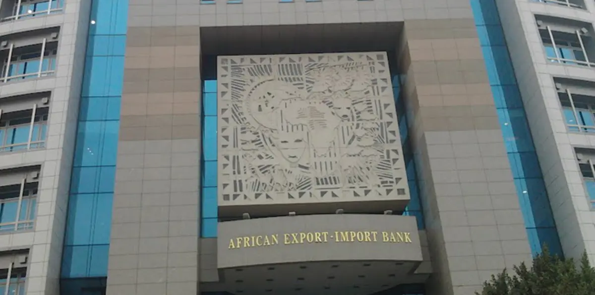أكبر بنك مصري يقترض 300 مليون دولار من "الإفريقي للاستيراد والتصدير"
