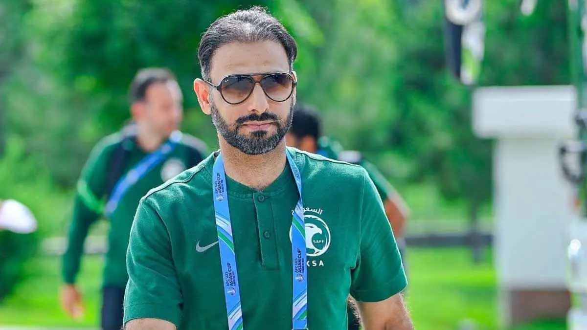 سعد الشهري يؤكد استعداده لقيادة المنتخب السعودي خلفا لمانشيني