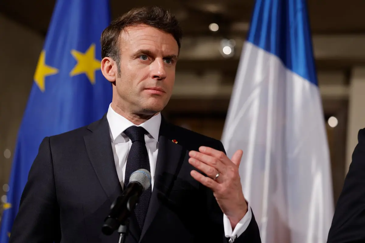 ماكرون: فرنسا تريد الهزيمة لروسيا وليس "سحقها"