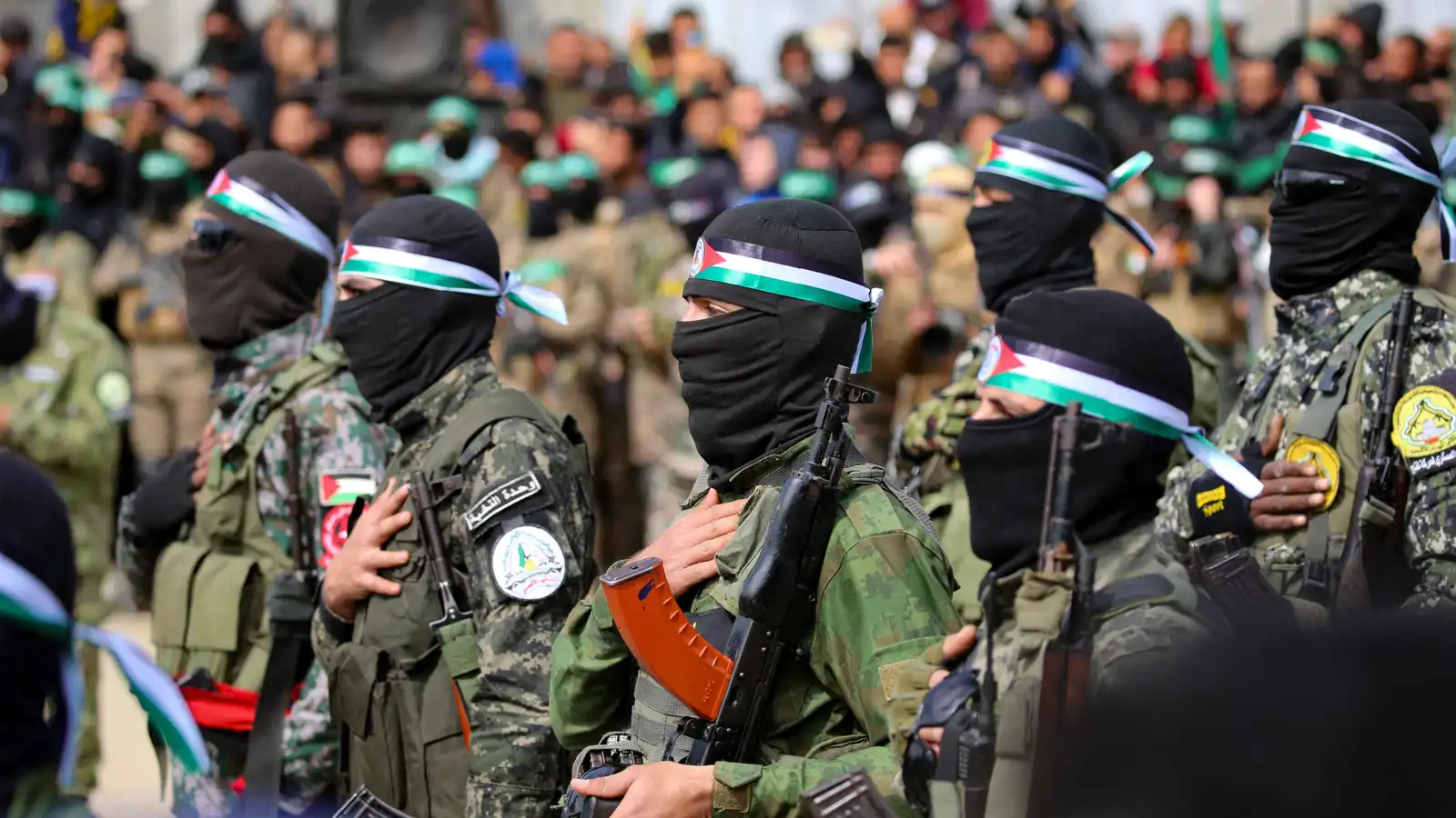 مقاتلون من فصائل فلسطينية