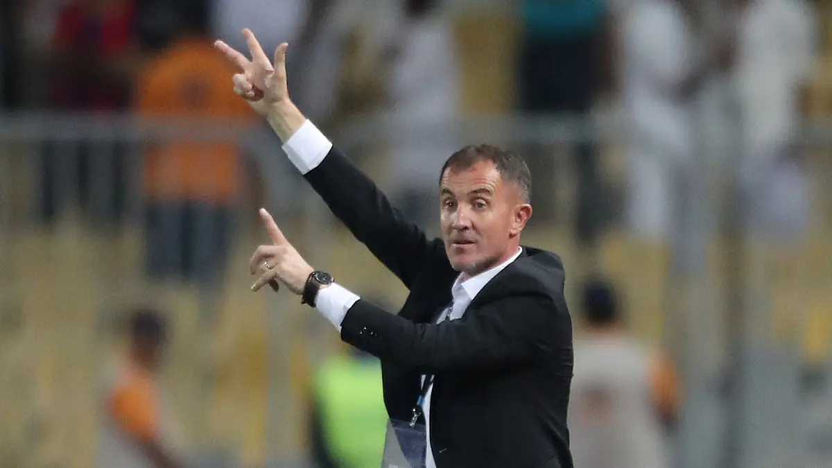 موجز أخبار الأهلي والزمالك وبيراميدز: كهربا يشعل الصراع بين القطبين.. والقمة تحدد مستقبل ميتشو