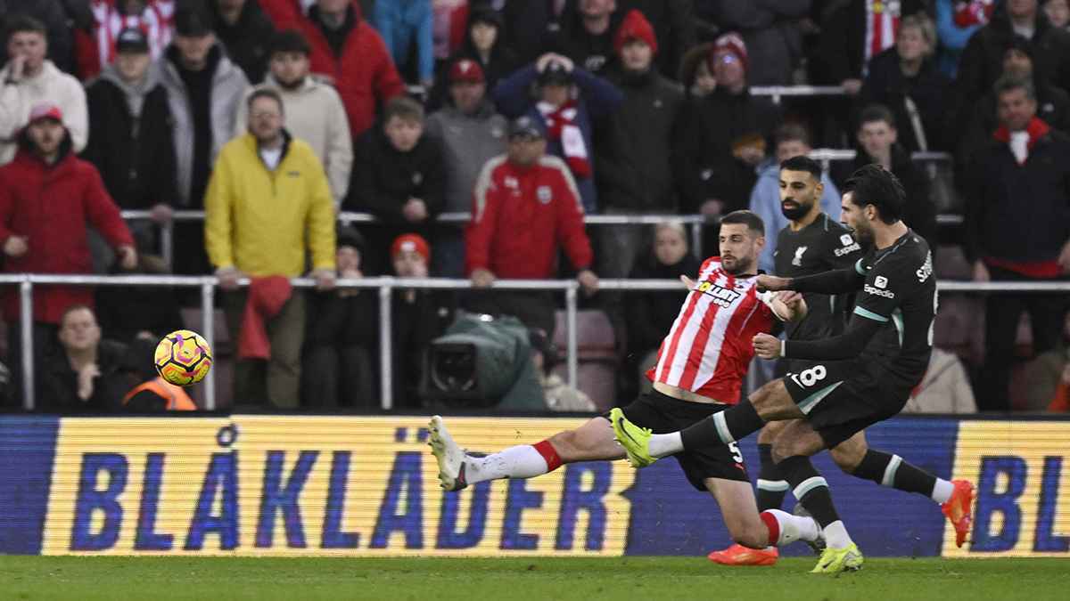ملخص وأهداف ونتيجة مباراة ليفربول ضد ساوثهامبتون في الدوري الإنجليزي | إرم  نيوز