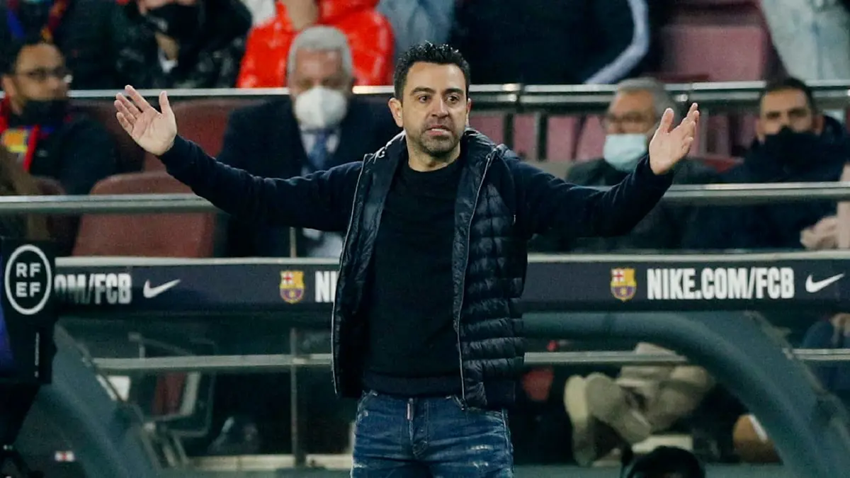 تشافي: برشلونة يجب أن يتعلم من إشبيلية