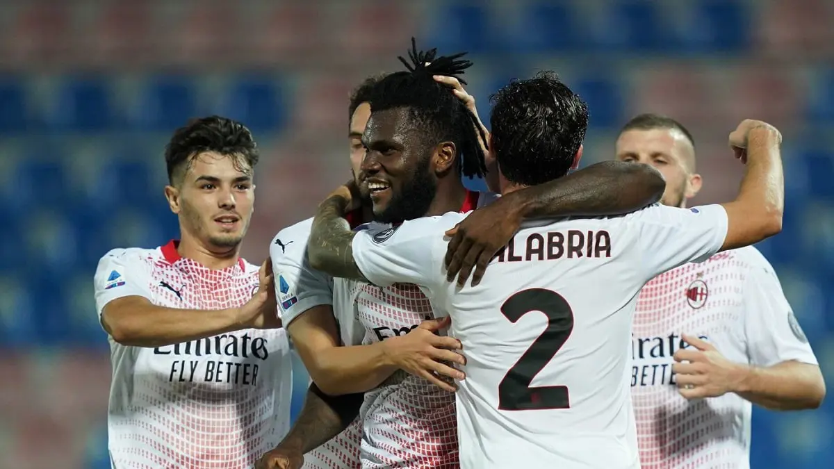 ميلان ونابولي يحققان الفوز الثاني في الدوري الإيطالي