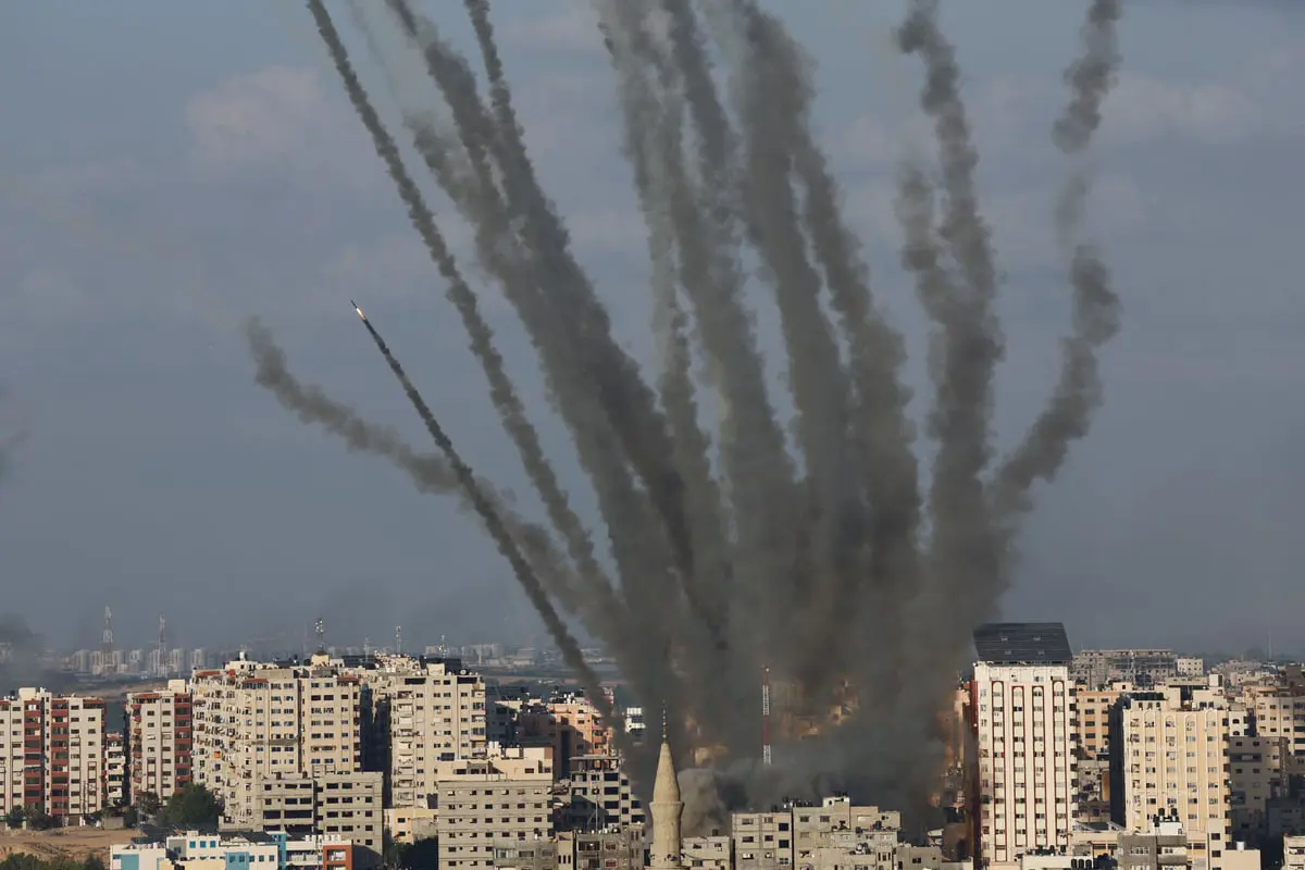 ميليشيا الحوثي تحذر واشنطن إن تدخلت في حرب غزة