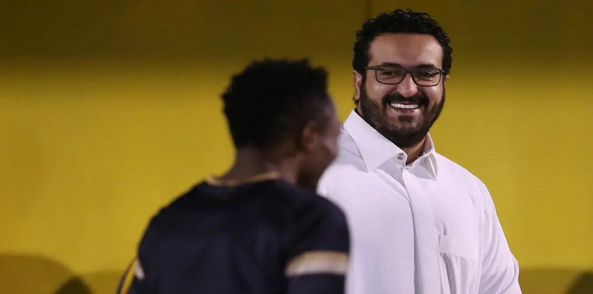هل قصد سعود السويلم رئيس نادي النصر السخرية من خسارة الهلال أمام الزمالك بهذه التغريدة؟