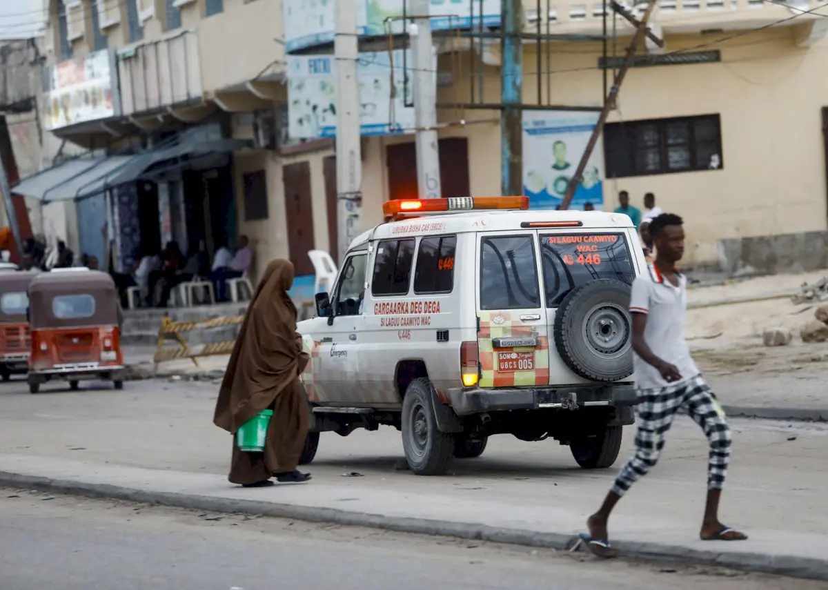 الصومال.. تفجير سيارة ملغومة وإطلاق نار في فندق بكيسمايو

