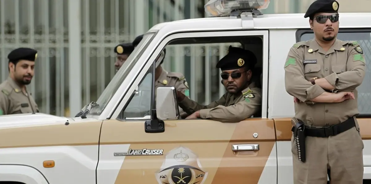 دعوات لمحاسبة بطلة فيديو "مصري يفطر مع سعودية".. وهذه عقوبة الوافد المنتظرة