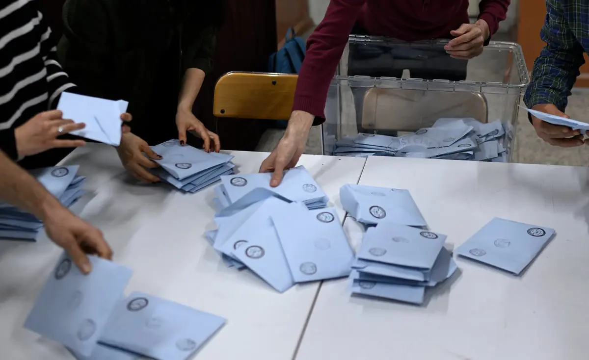 حزب الشعوب الديمقراطي يطعن بنتائج الانتخابات في شرق تركيا