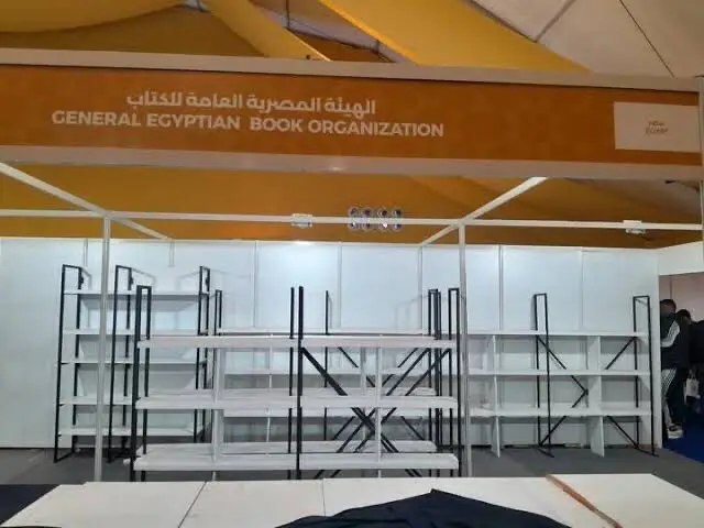 خلو الجناح المصري من الكتب