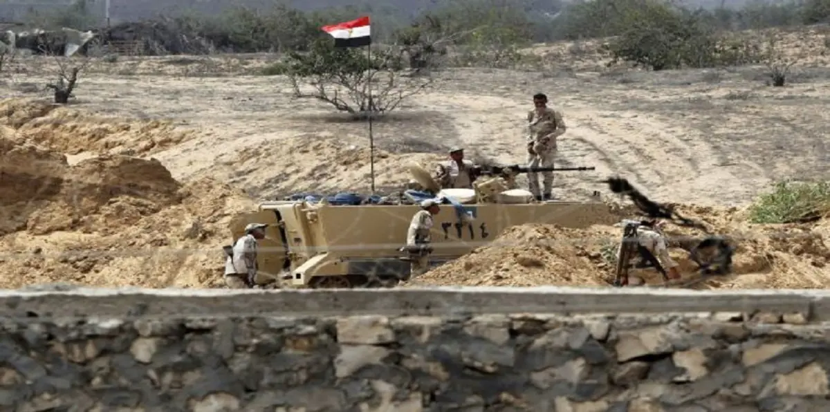 الجيش المصري يدمر نفقًا على حدود غزة.. وأنباء عن مفقودين