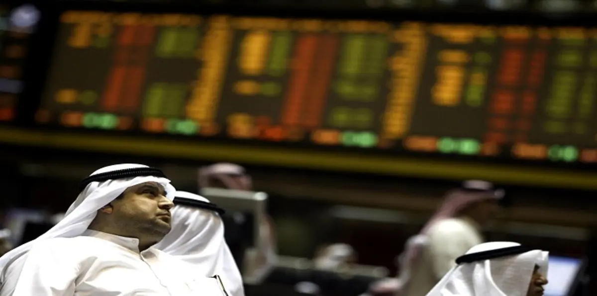 الضريبة المضافة.. الخليجيون يساهمون مع دولهم في تعويض هبوط النفط