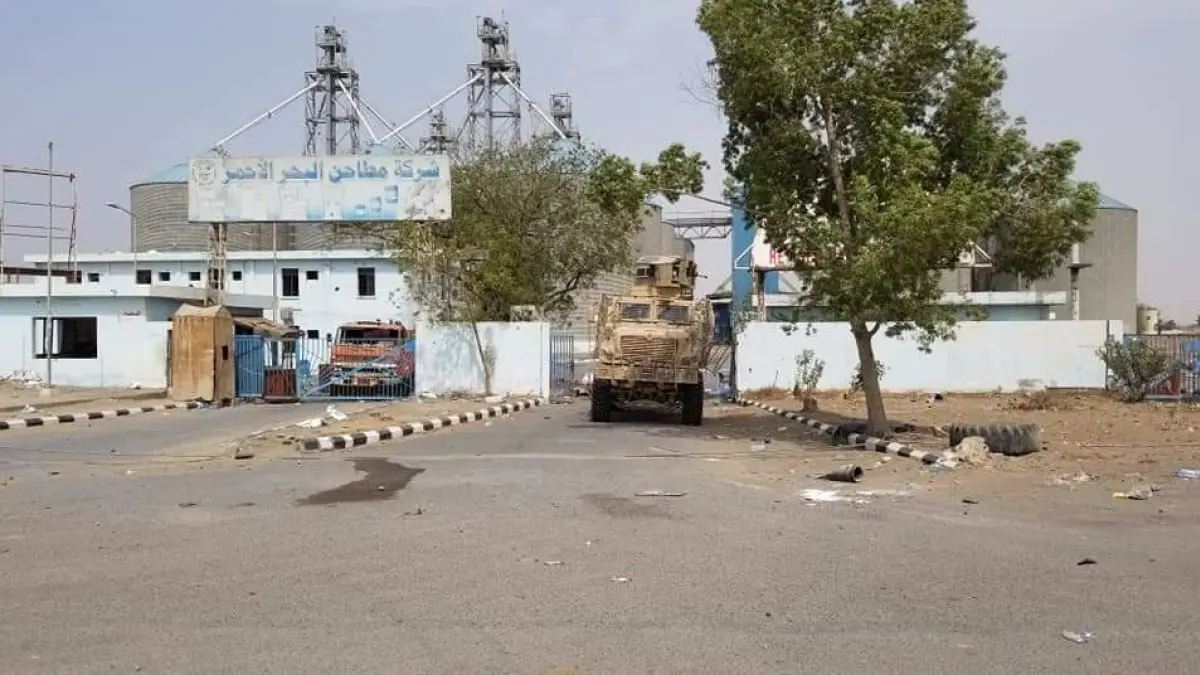 مصادر: الحوثيون يمنعون الأمم المتحدة من الوصول لمطاحن الحديدة