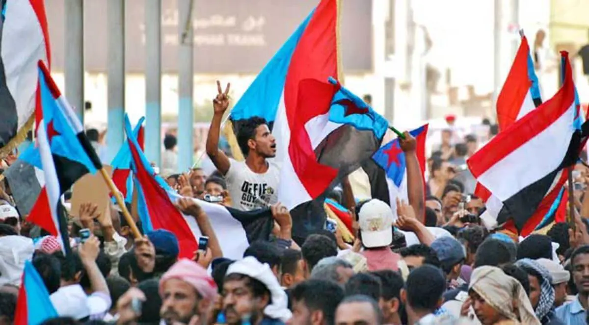 بيان ناري للحراك الجنوبي يعقد المشهد اليمني